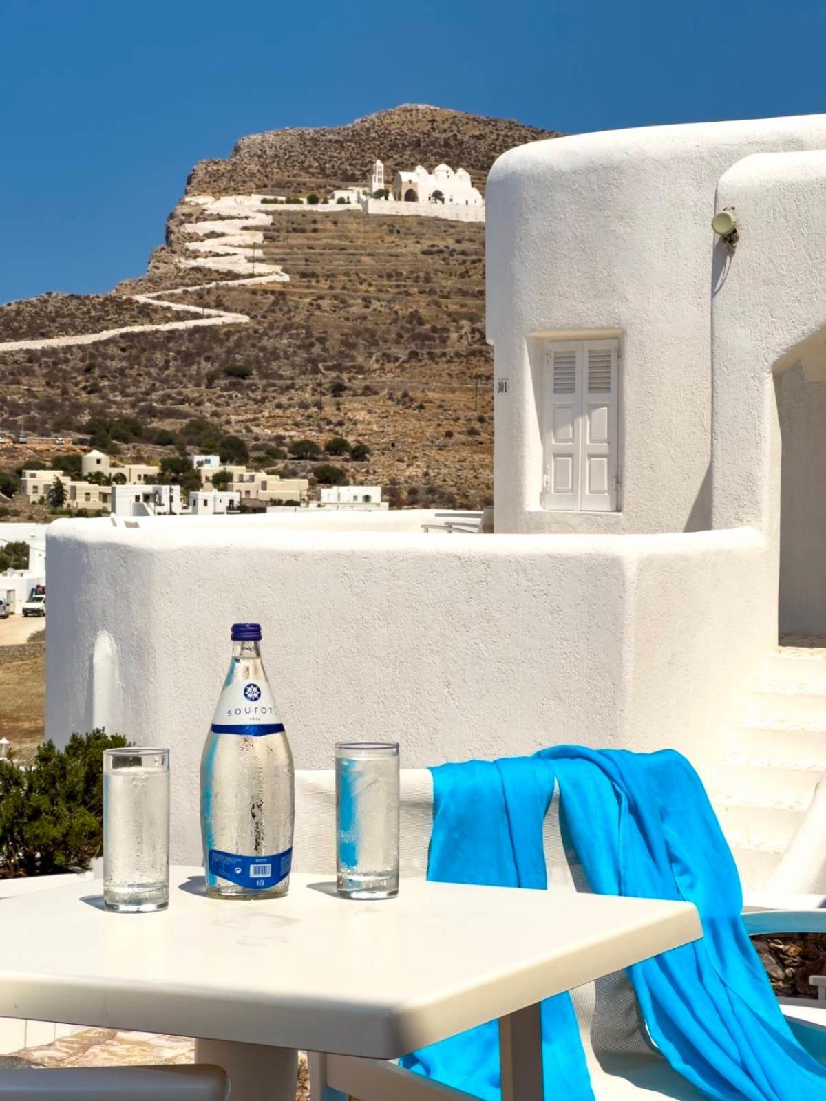 Aspalathras White Hotel Folegandros Town Exterior photo