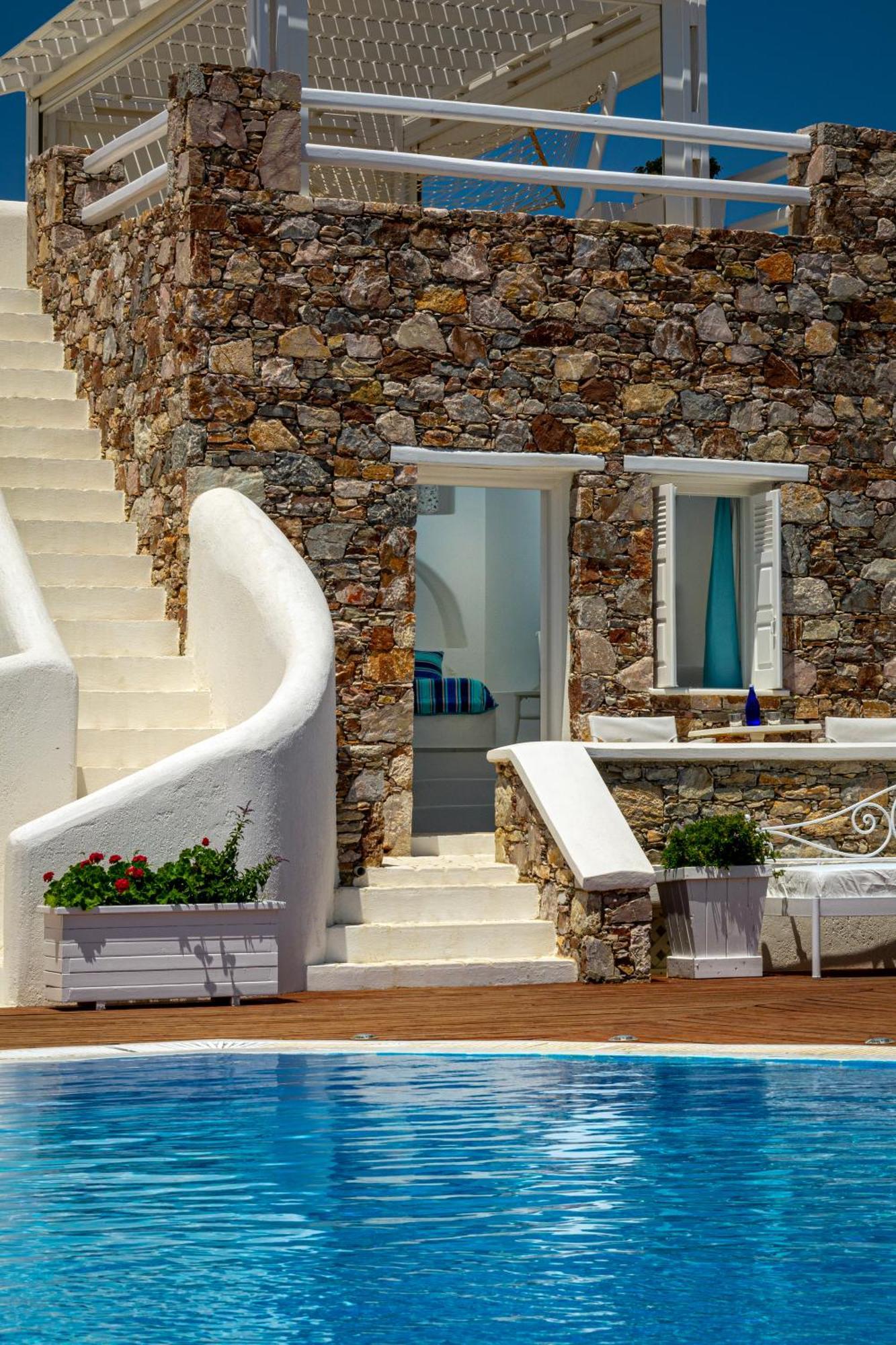Aspalathras White Hotel Folegandros Town Exterior photo